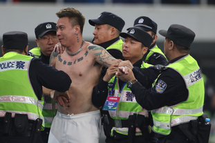 三分一箭穿心，全场沸腾（一记三分穿网，全场瞬间引爆）