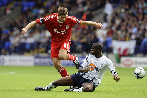 抢先俱乐部一步，皮奥代表国家队打进在圣西罗的首个进球（皮奥在圣西罗收获国家队首球，领先俱乐部一步）