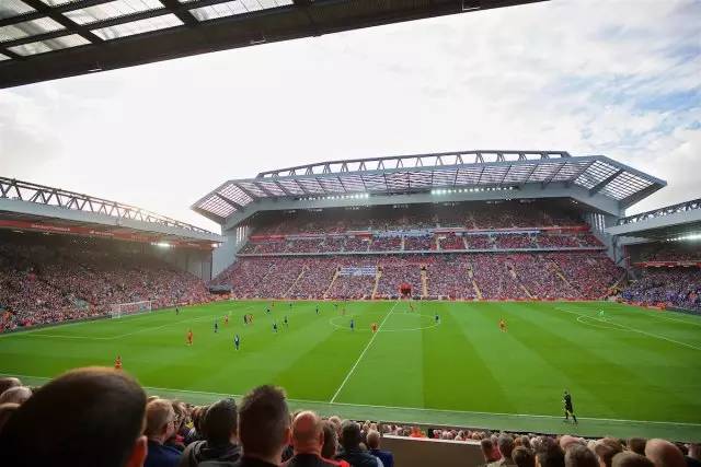 颜骏凌：这一年球队很不容易，夺冠靠的是积累（颜骏凌：艰难一年，球队捧冠靠厚积薄发）